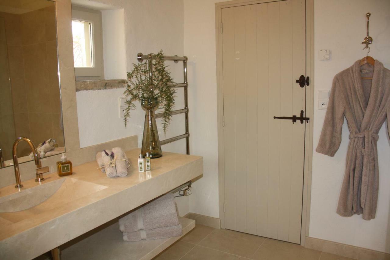 Villa LE CAFE&LA FORGE du PETIT BADON à Salin-de-Giraud Extérieur photo